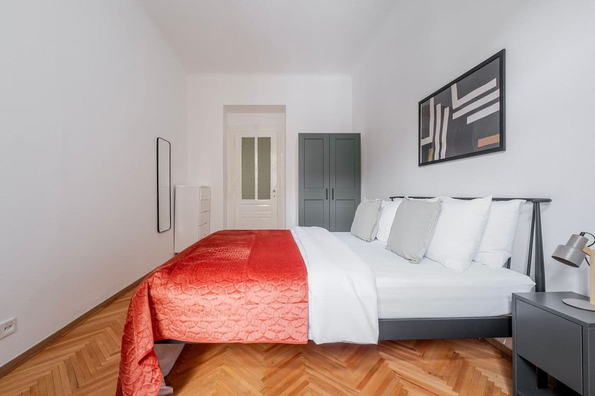 Prenájom bytu 70 m², Heřmanova, Praha, Praha Prenájom bytu 70 m², Heřmanova, Praha, Praha