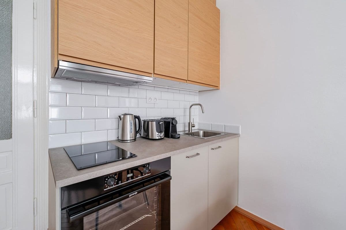 Prenájom bytu 70 m², Heřmanova, Praha, Praha Prenájom bytu 70 m², Heřmanova, Praha, Praha