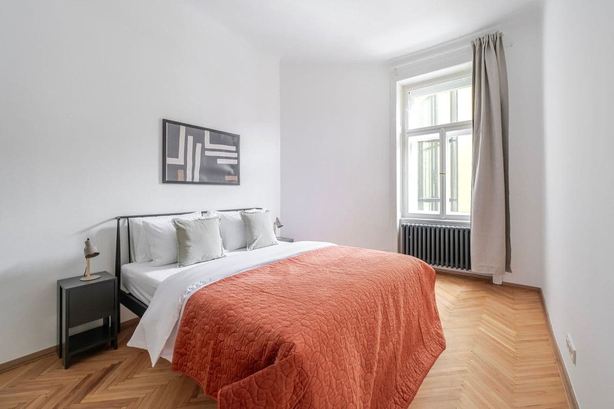 Prenájom bytu 70 m², Heřmanova, Praha, Praha Prenájom bytu 70 m², Heřmanova, Praha, Praha