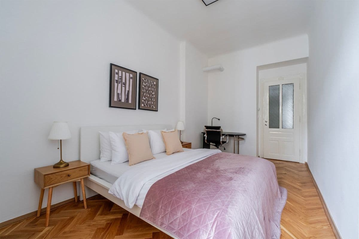 Prenájom bytu 70 m², Heřmanova, Praha, Praha Prenájom bytu 70 m², Heřmanova, Praha, Praha