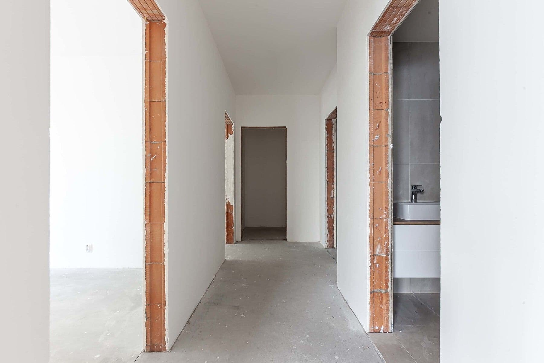 Predaj bytu 3-izbový 70 m², Uhlířské Janovice, Středočeský kraj Predaj bytu 3-izbový 70 m², Uhlířské Janovice, Středočeský kraj