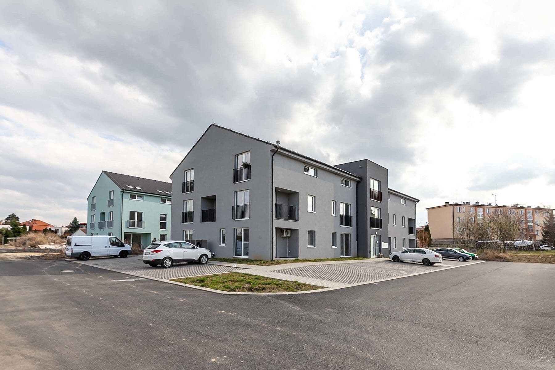 Predaj bytu 3-izbový 70 m², Uhlířské Janovice, Středočeský kraj Predaj bytu 3-izbový 70 m², Uhlířské Janovice, Středočeský kraj