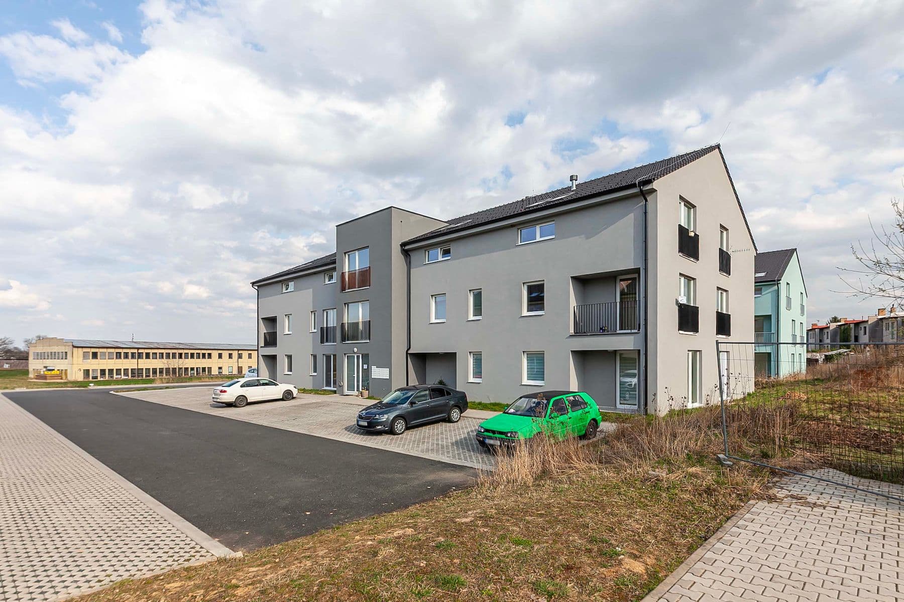 Predaj bytu 3-izbový 70 m², Uhlířské Janovice, Středočeský kraj Predaj bytu 3-izbový 70 m², Uhlířské Janovice, Středočeský kraj