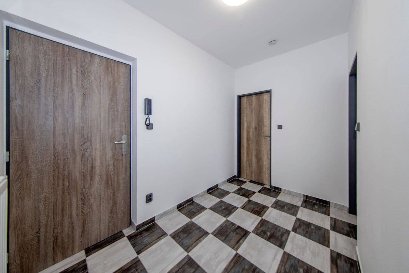 Prenájom bytu 1-izbový 43 m², U Plynárny, Praha, Praha Prenájom bytu 1-izbový 43 m², U Plynárny, Praha, Praha