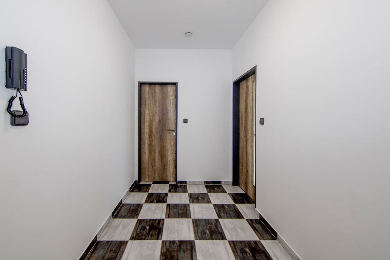 Prenájom bytu 1-izbový 43 m², U Plynárny, Praha, Praha Prenájom bytu 1-izbový 43 m², U Plynárny, Praha, Praha