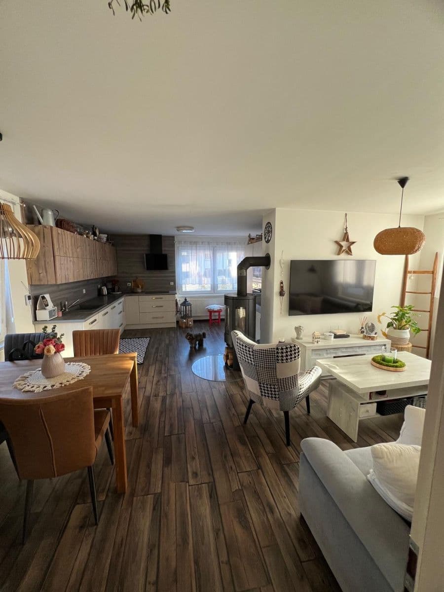 Predaj domu 100 m², pozemek 932 m², Kotěrova, Náchod, Královéhradecký kraj Predaj domu 100 m², pozemek 932 m², Kotěrova, Náchod, Královéhradecký kraj