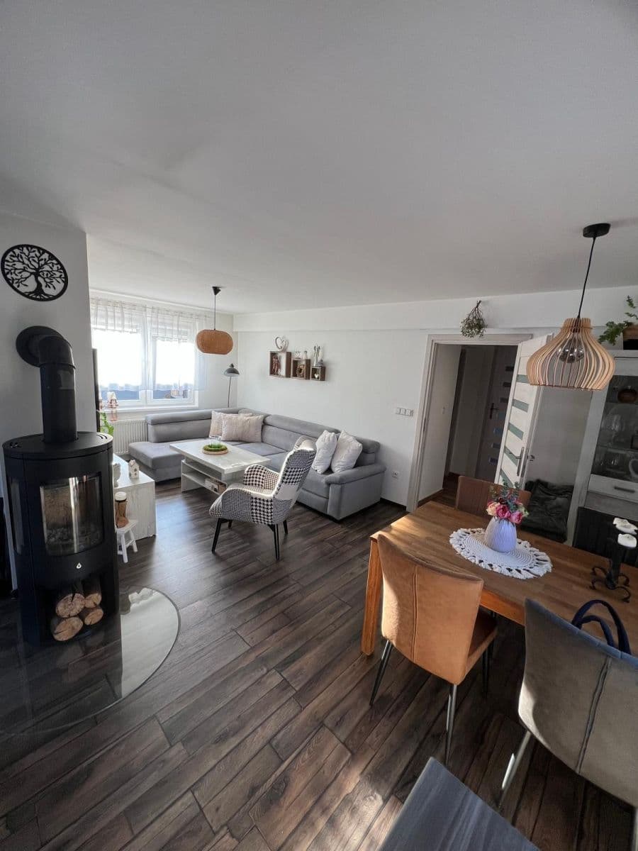 Predaj domu 100 m², pozemek 932 m², Kotěrova, Náchod, Královéhradecký kraj Predaj domu 100 m², pozemek 932 m², Kotěrova, Náchod, Královéhradecký kraj