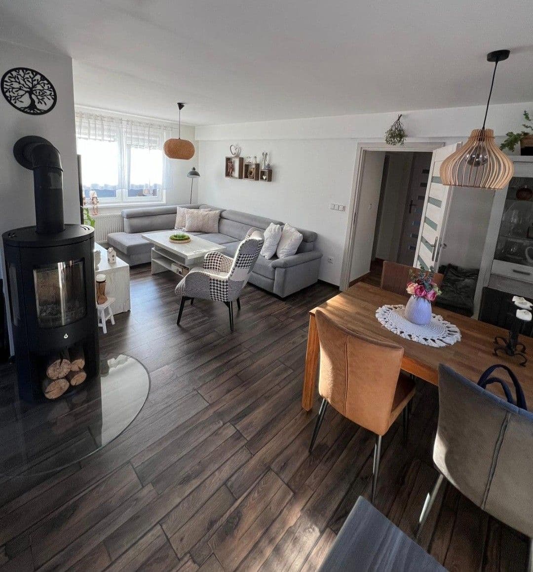 Predaj domu 100 m², pozemek 932 m², Kotěrova, Náchod, Královéhradecký kraj Predaj domu 100 m², pozemek 932 m², Kotěrova, Náchod, Královéhradecký kraj