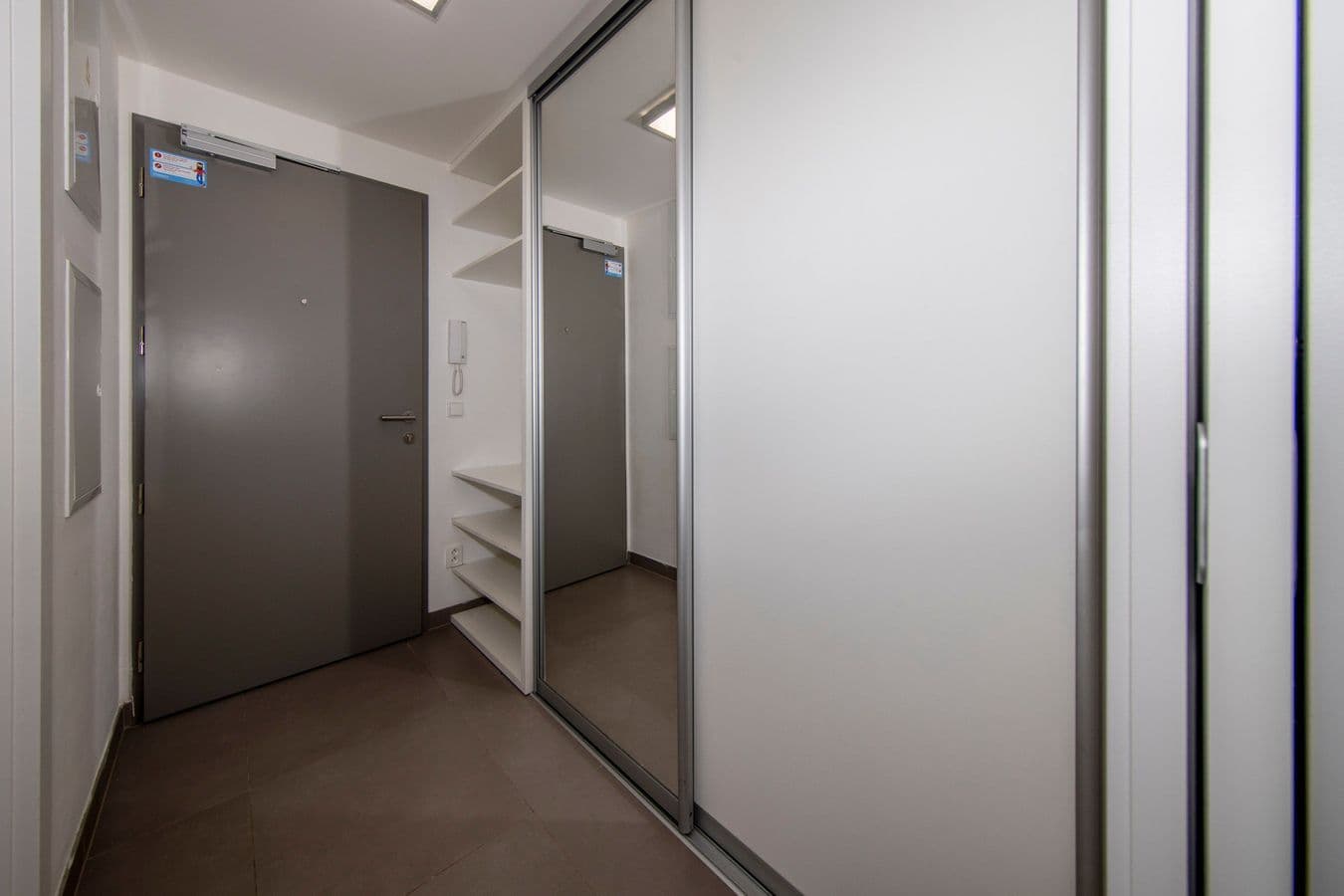 Prenájom bytu 2-izbový 47 m², Hartigova, Praha, Praha Prenájom bytu 2-izbový 47 m², Hartigova, Praha, Praha