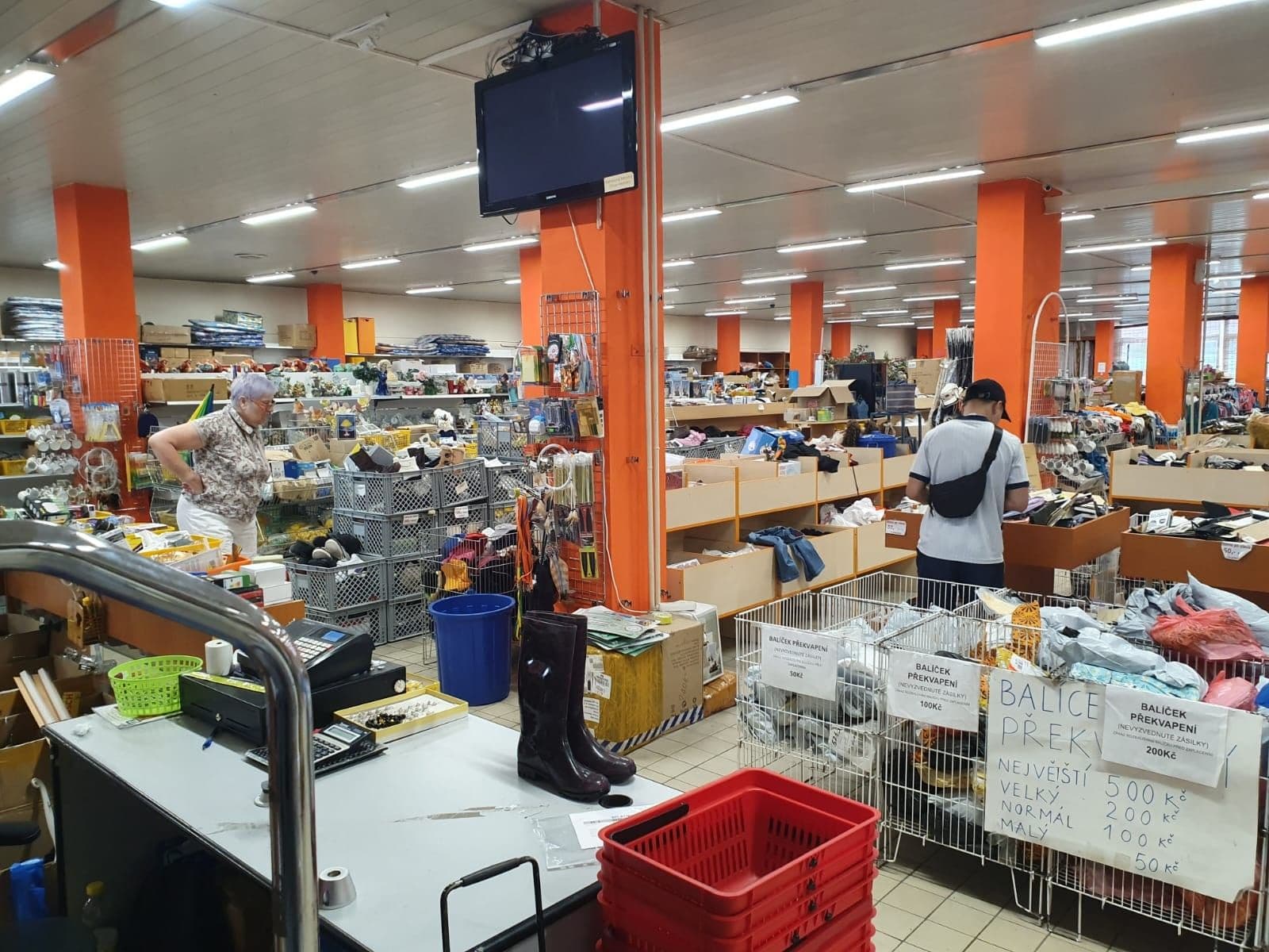 Prenájom nebytového priestoru 998 m², Obchodní, Štětí, Ústecký kraj Prenájom nebytového priestoru 998 m², Obchodní, Štětí, Ústecký kraj