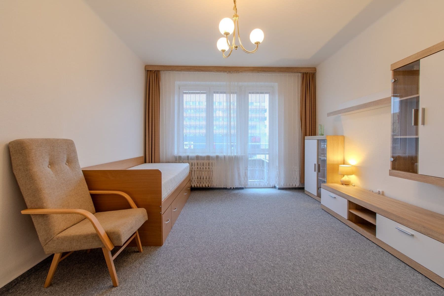 Prenájom bytu 1-izbový 37 m², U Slavie, Praha, Praha Prenájom bytu 1-izbový 37 m², U Slavie, Praha, Praha