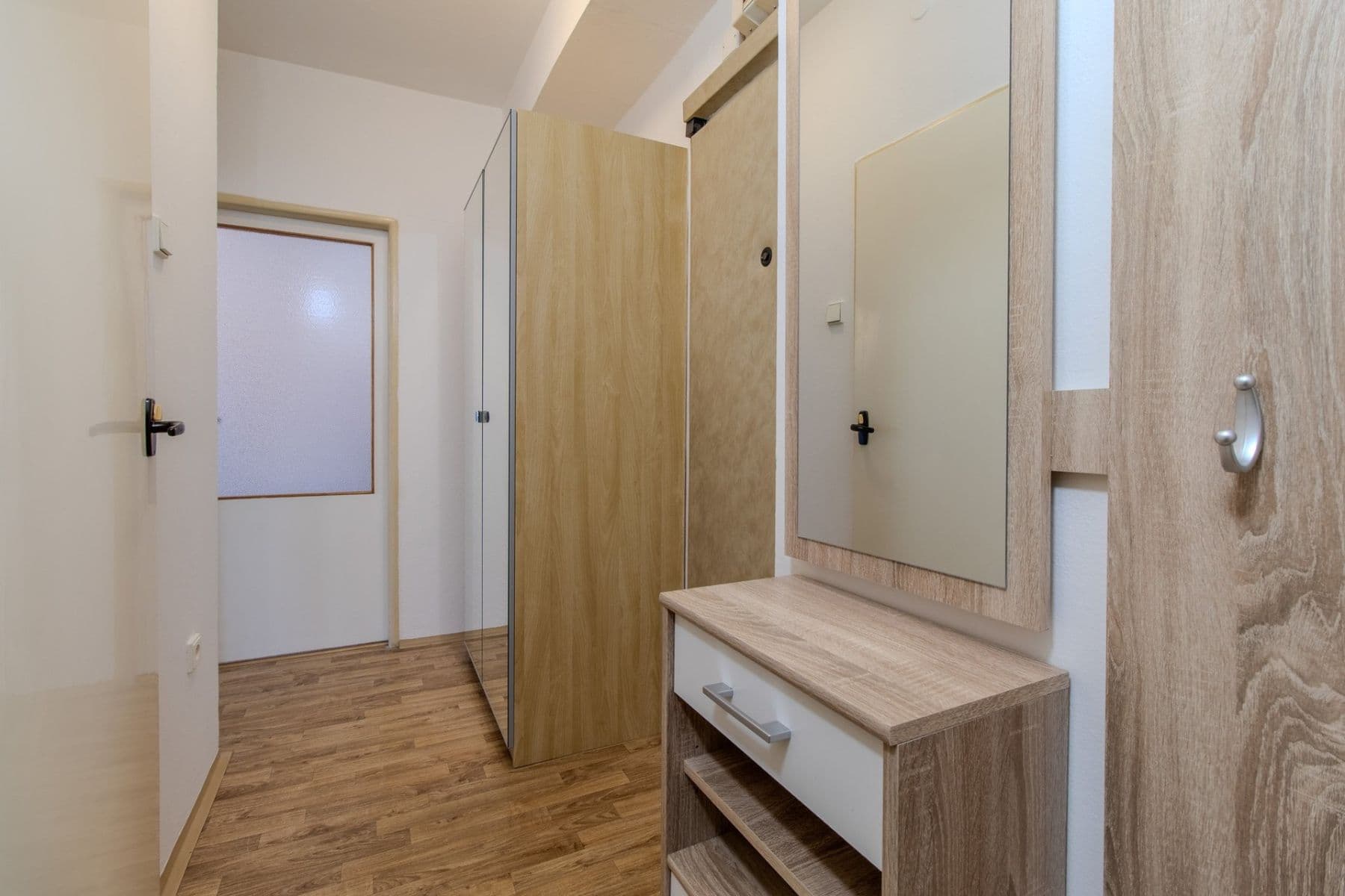 Prenájom bytu 1-izbový 37 m², U Slavie, Praha, Praha Prenájom bytu 1-izbový 37 m², U Slavie, Praha, Praha