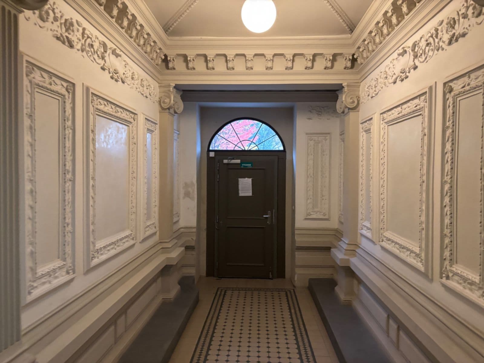 Prenájom nebytového priestoru 4 m², U Rajské zahrady, Praha, Praha Prenájom nebytového priestoru 4 m², U Rajské zahrady, Praha, Praha