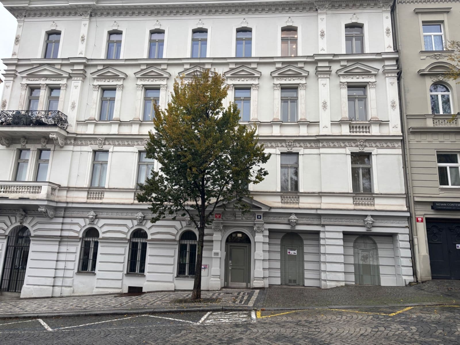 Prenájom nebytového priestoru 4 m², U Rajské zahrady, Praha, Praha Prenájom nebytového priestoru 4 m², U Rajské zahrady, Praha, Praha