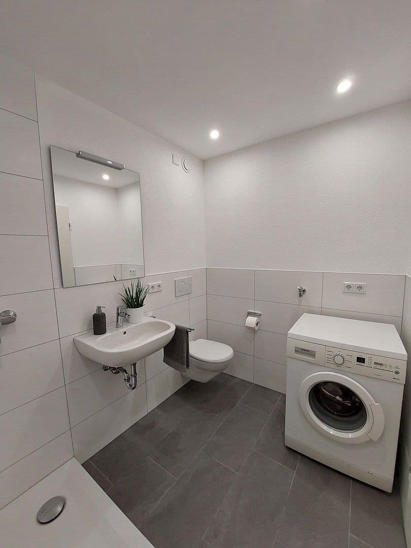 Prenájom bytu 1-izbový 38 m², Renningen, Bádensko-Wurttembersko Prenájom bytu 1-izbový 38 m², Renningen, Bádensko-Wurttembersko