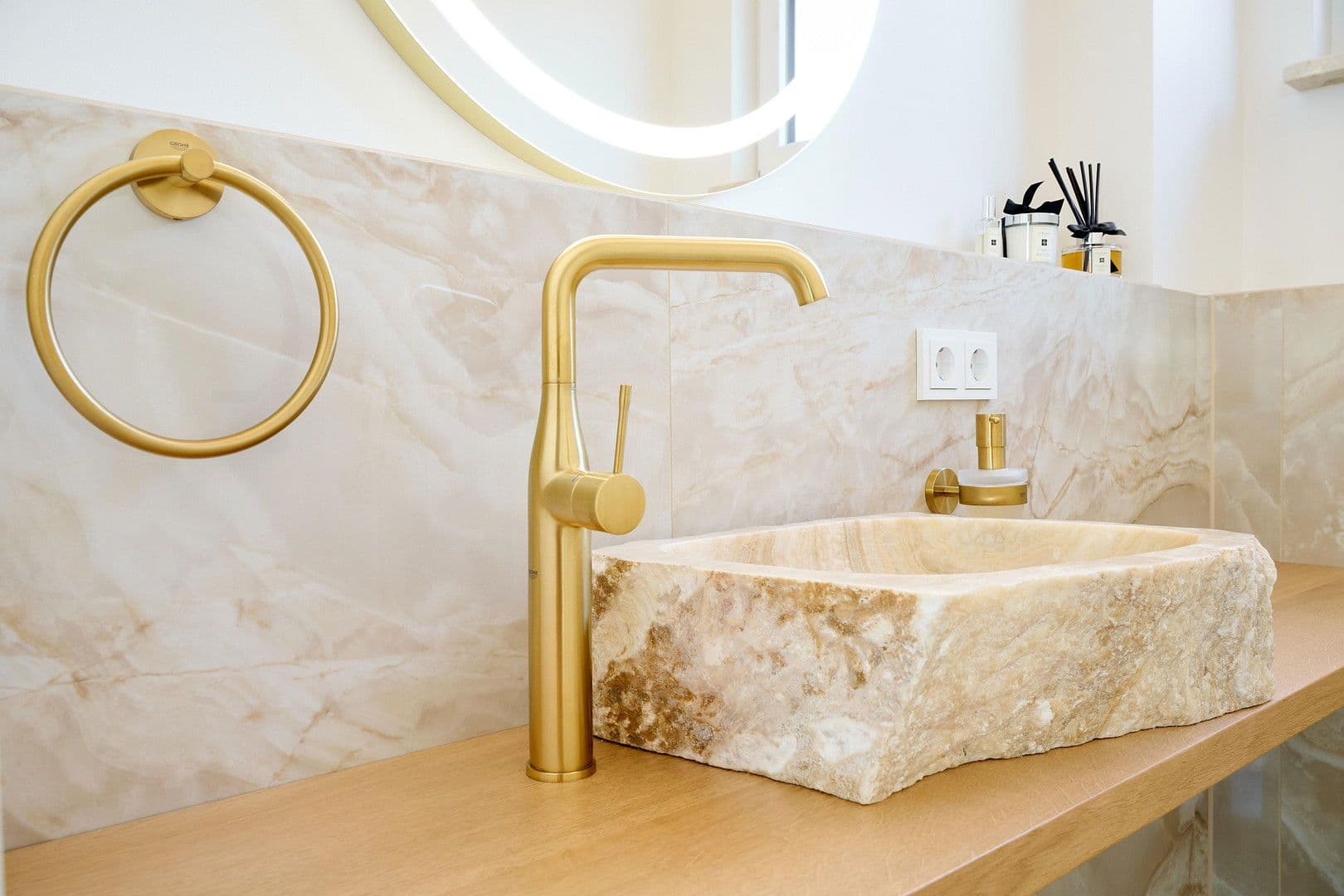 Predaj domu 270 m², pozemek 474 m², Ismaning, Bavorsko Predaj domu 270 m², pozemek 474 m², Ismaning, Bavorsko