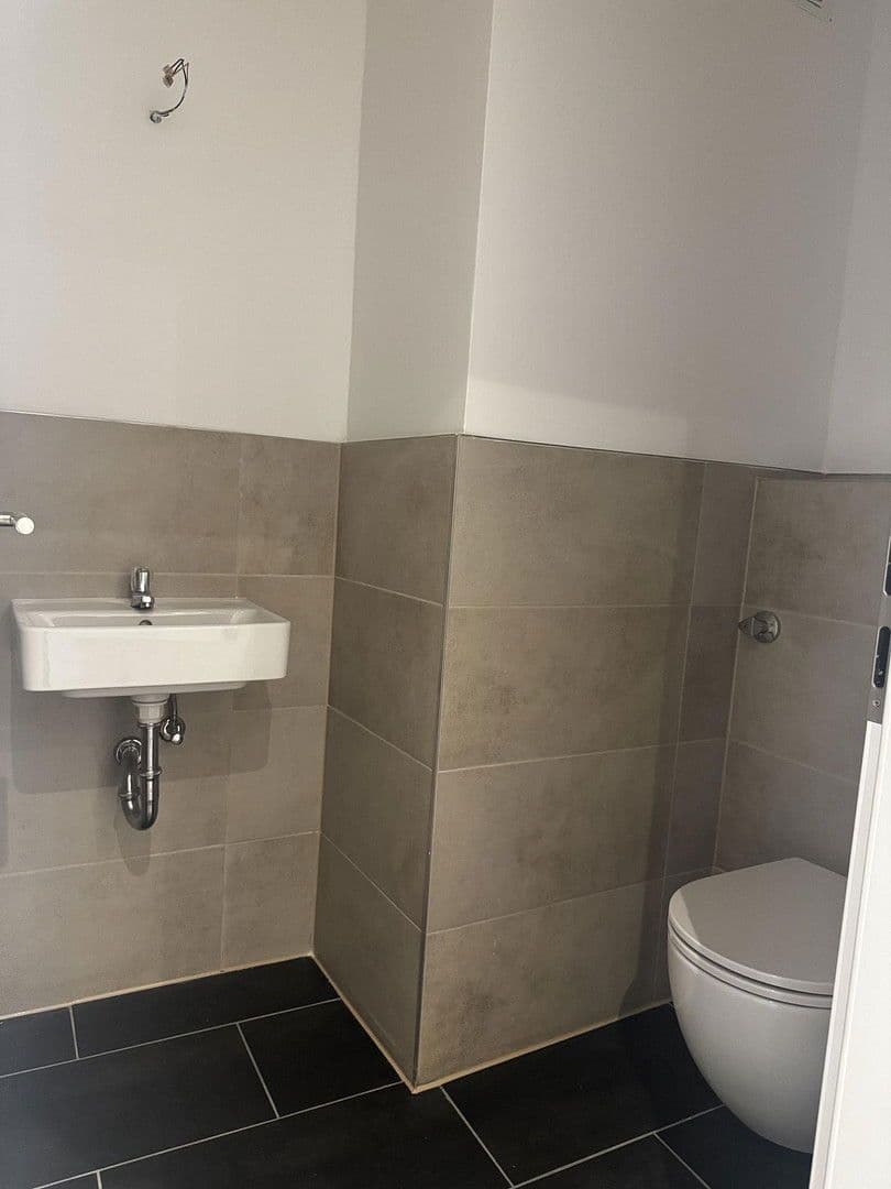 Prenájom bytu 3-izbový 97 m², Bleicherweg 1, Hilden, Severné Porýnie - Westfálsko Prenájom bytu 3-izbový 97 m², Bleicherweg 1, Hilden, Severné Porýnie - Westfálsko