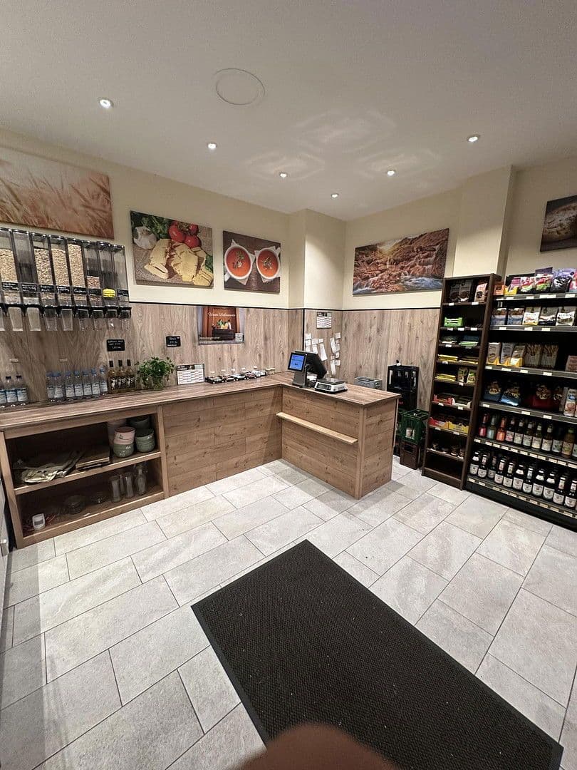 Prenájom nebytového priestoru 90 m², Argelanderstraße 150, Bonn, Severné Porýnie - Westfálsko Prenájom nebytového priestoru 90 m², Argelanderstraße 150, Bonn, Severné Porýnie - Westfálsko