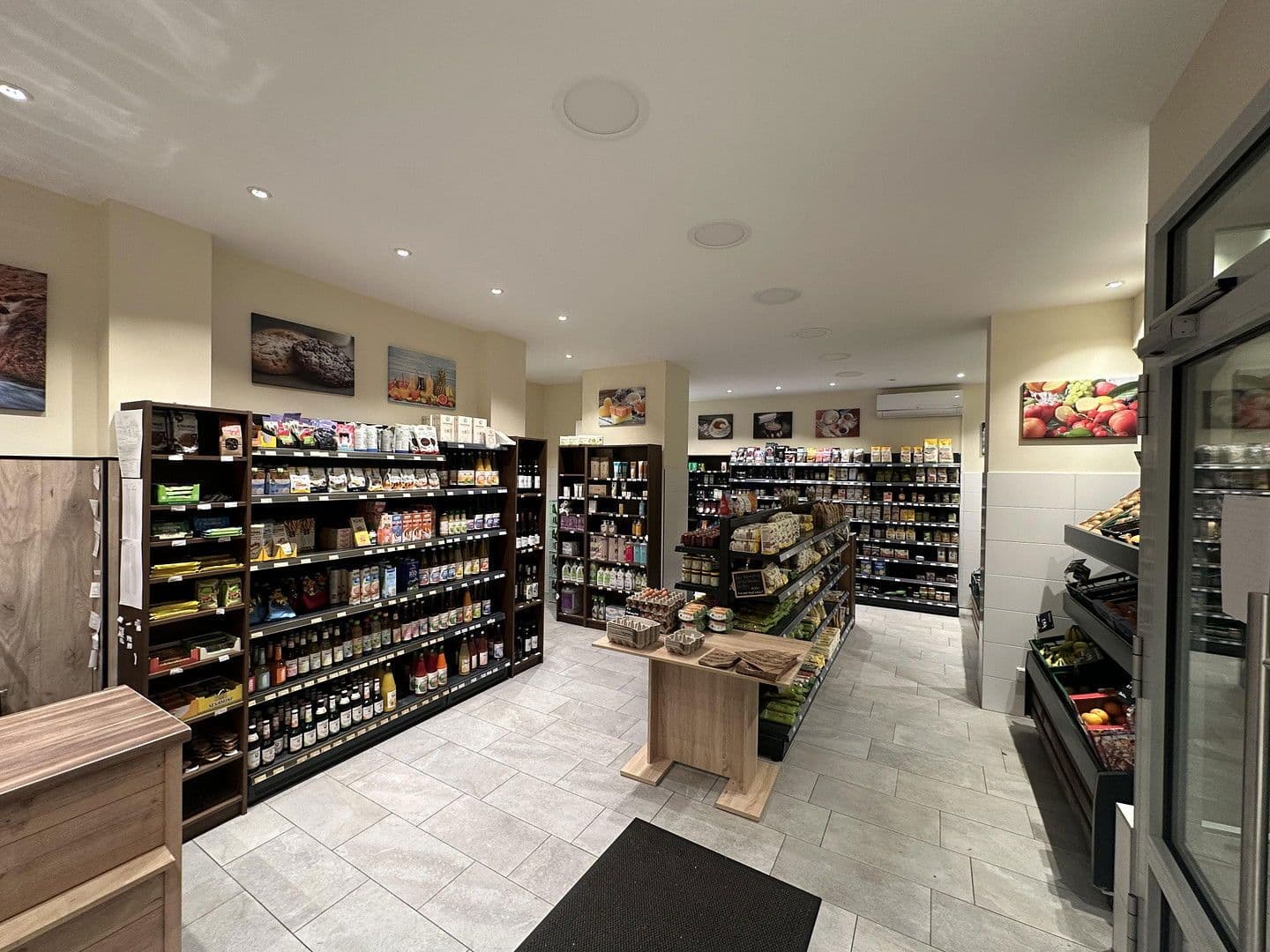 Prenájom nebytového priestoru 90 m², Argelanderstraße 150, Bonn, Severné Porýnie - Westfálsko Prenájom nebytového priestoru 90 m², Argelanderstraße 150, Bonn, Severné Porýnie - Westfálsko