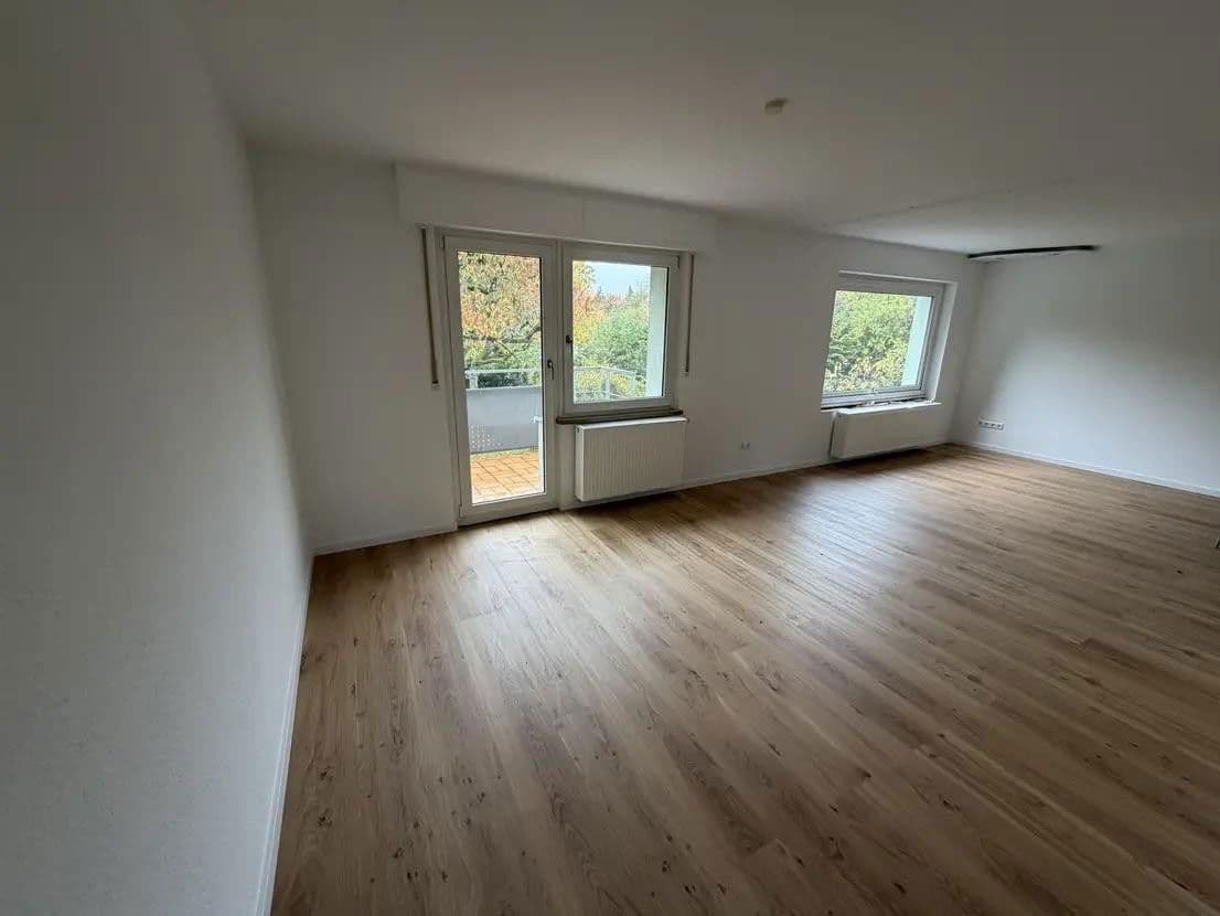 Prenájom bytu 4-izbový 120 m², Rohrerweg 14, Ettlingen, Bádensko-Wurttembersko Prenájom bytu 4-izbový 120 m², Rohrerweg 14, Ettlingen, Bádensko-Wurttembersko