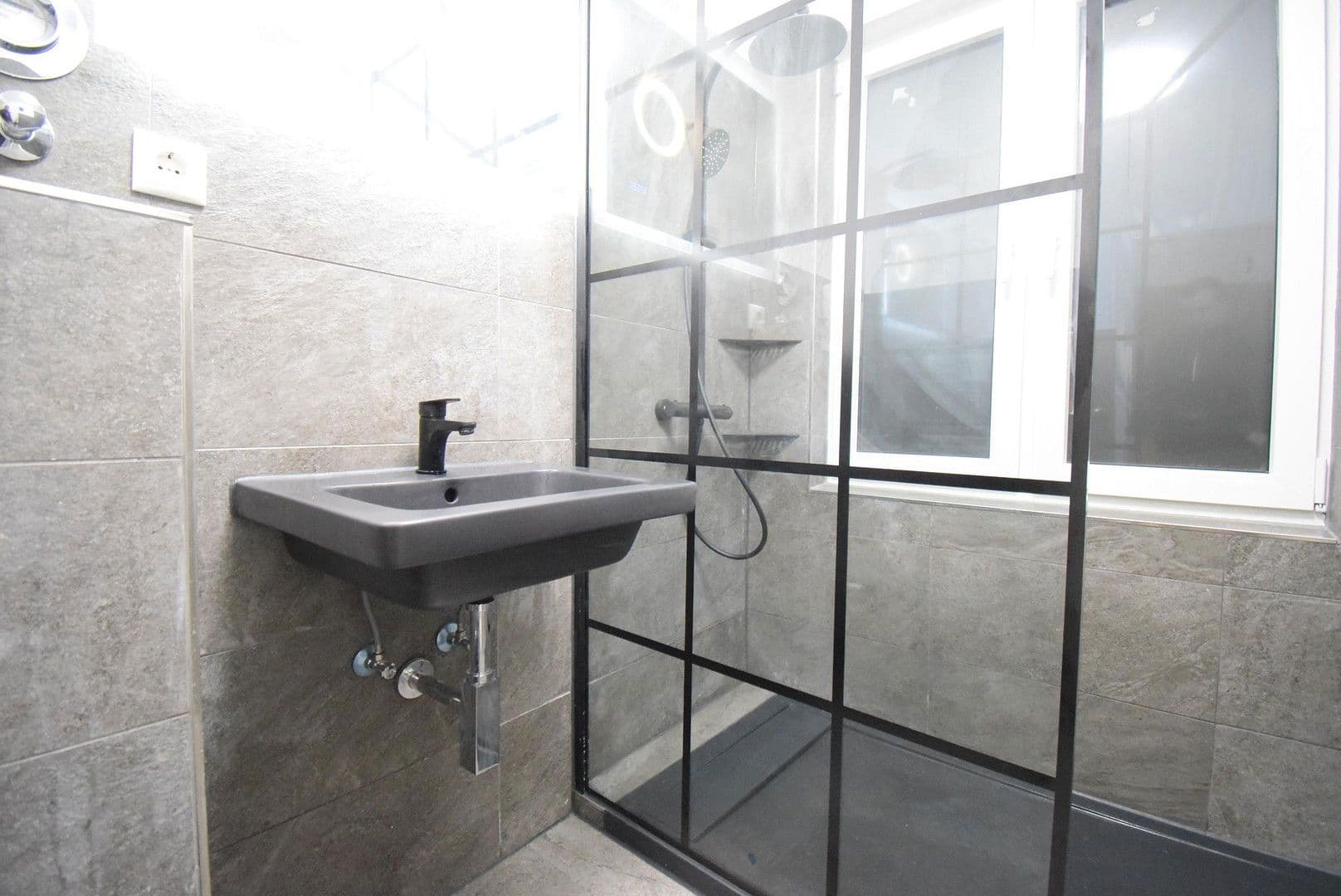 Predaj bytu 3-izbový 72 m², Celle, Dolné Sasko Predaj bytu 3-izbový 72 m², Celle, Dolné Sasko