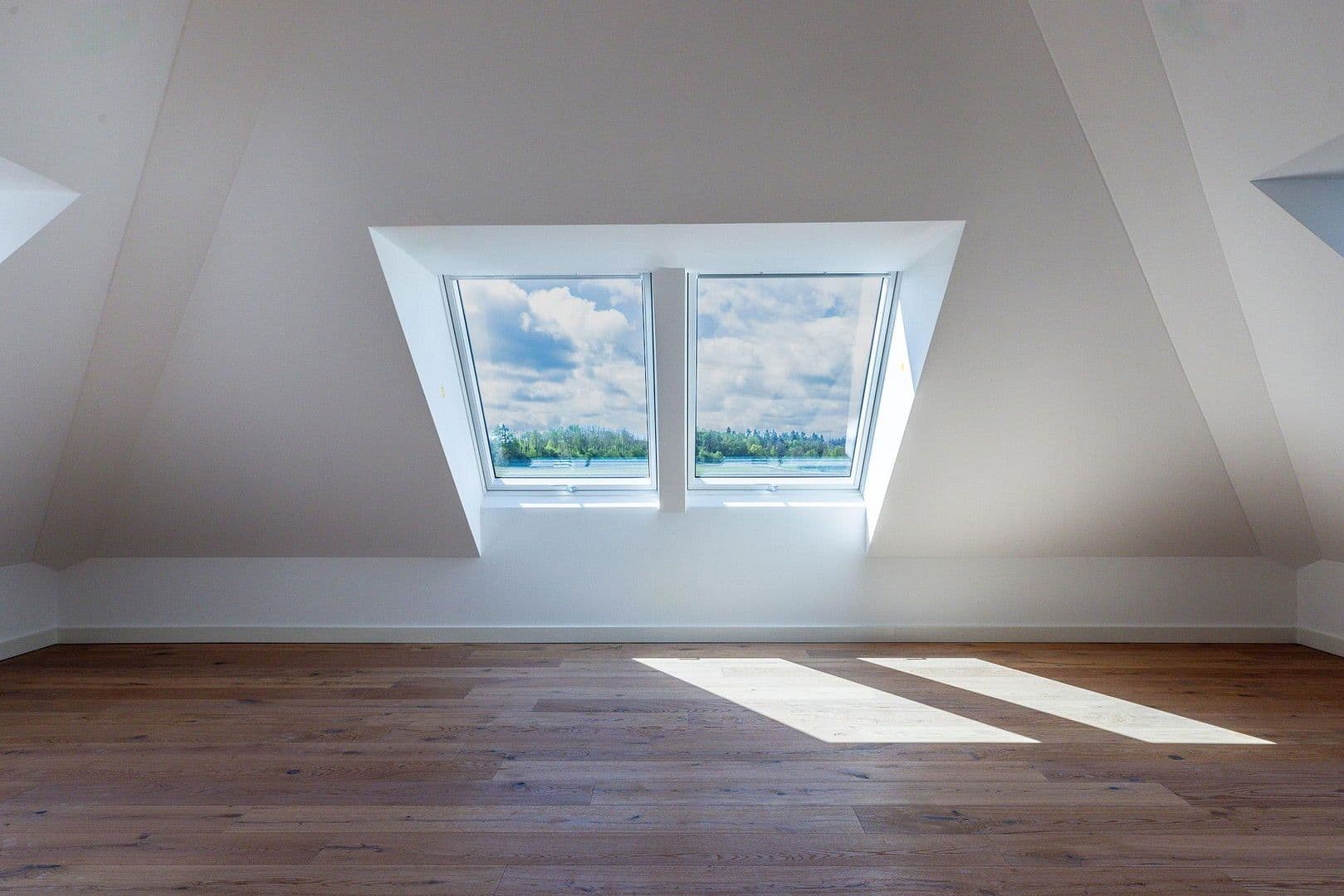 Predaj domu 218 m², pozemek 420 m², Gräfelfing, Bavorsko Predaj domu 218 m², pozemek 420 m², Gräfelfing, Bavorsko