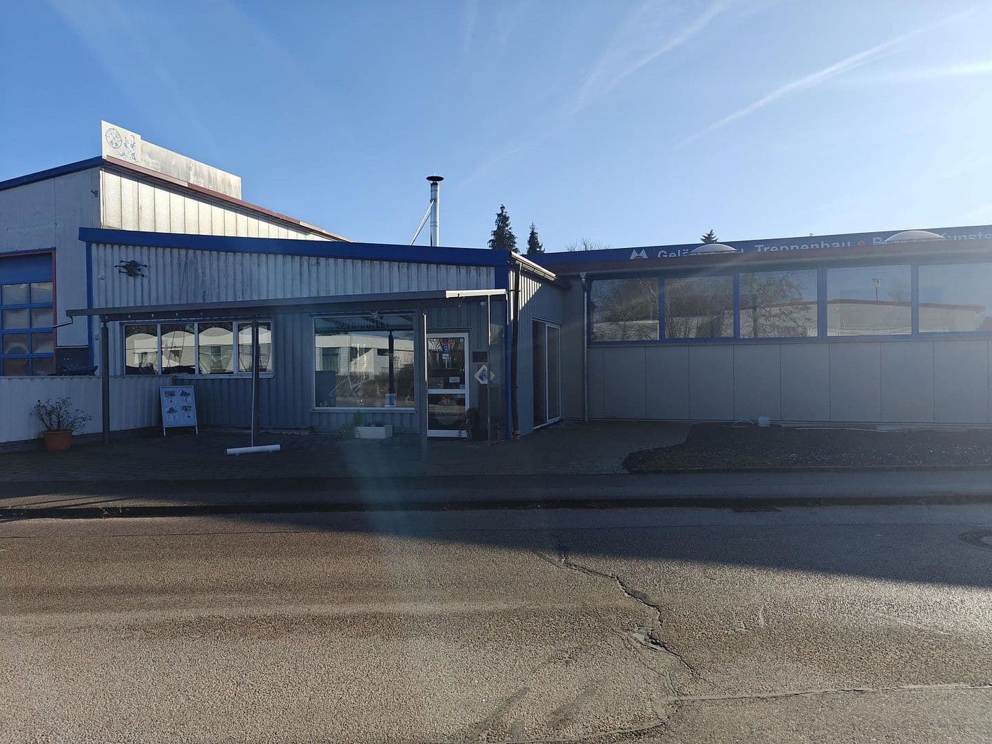 Prenájom nebytového priestoru 240 m², Industriestraße, 17, Bechhofen, Bavorsko Prenájom nebytového priestoru 240 m², Industriestraße, 17, Bechhofen, Bavorsko