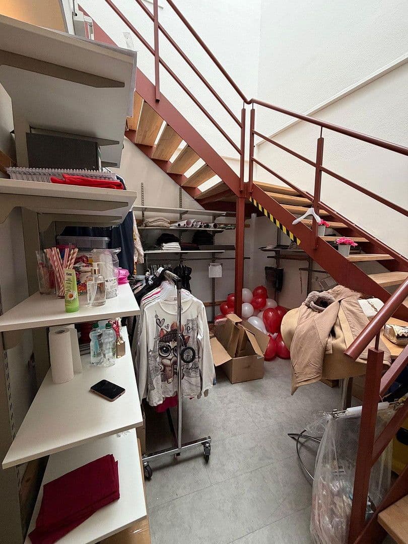 Prenájom nebytového priestoru 186 m², Lookenstraße 7, Lingen (Ems), Dolné Sasko Prenájom nebytového priestoru 186 m², Lookenstraße 7, Lingen (Ems), Dolné Sasko