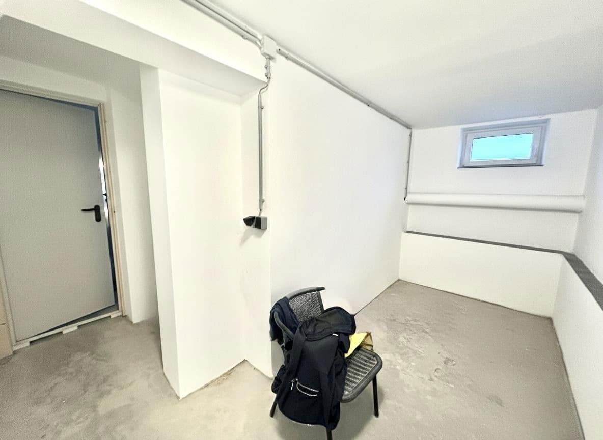 Prenájom nebytového priestoru 20 m², St.Pölten, Dolné Rakúsko Prenájom nebytového priestoru 20 m², St.Pölten, Dolné Rakúsko