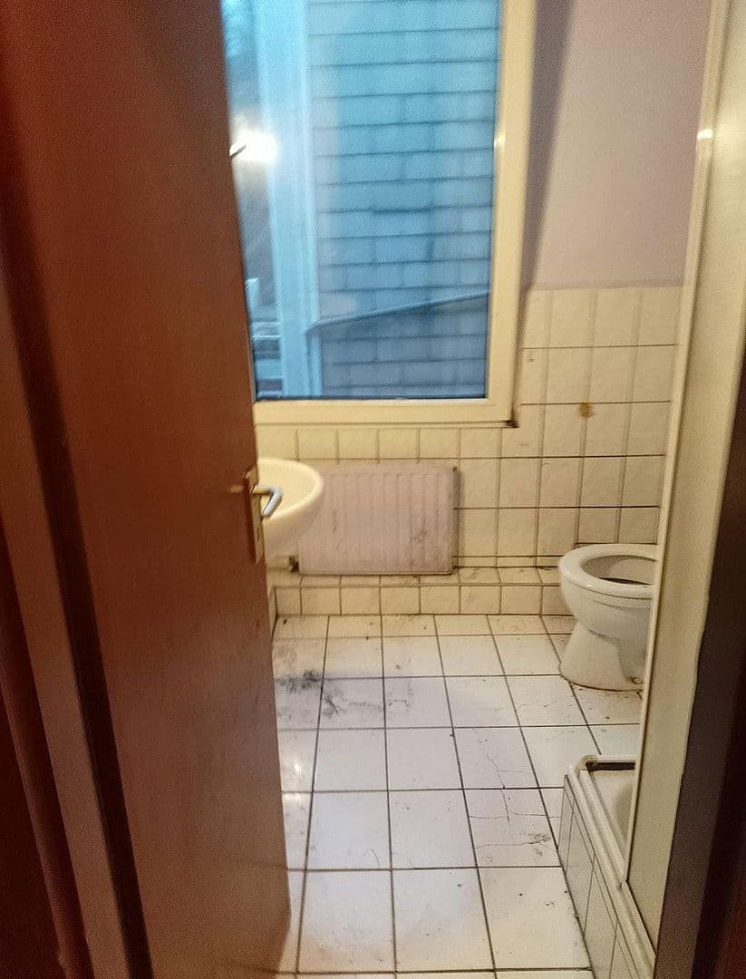 Prenájom bytu 2-izbový 48 m², Schwarzbach 134, Wuppertal, Severné Porýnie - Westfálsko Prenájom bytu 2-izbový 48 m², Schwarzbach 134, Wuppertal, Severné Porýnie - Westfálsko