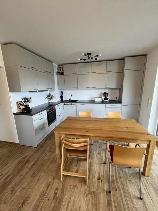 Predaj bytu 3-izbový 92 m², Münchener Str. 25b, Freilassing, Bavorsko Predaj bytu 3-izbový 92 m², Münchener Str. 25b, Freilassing, Bavorsko