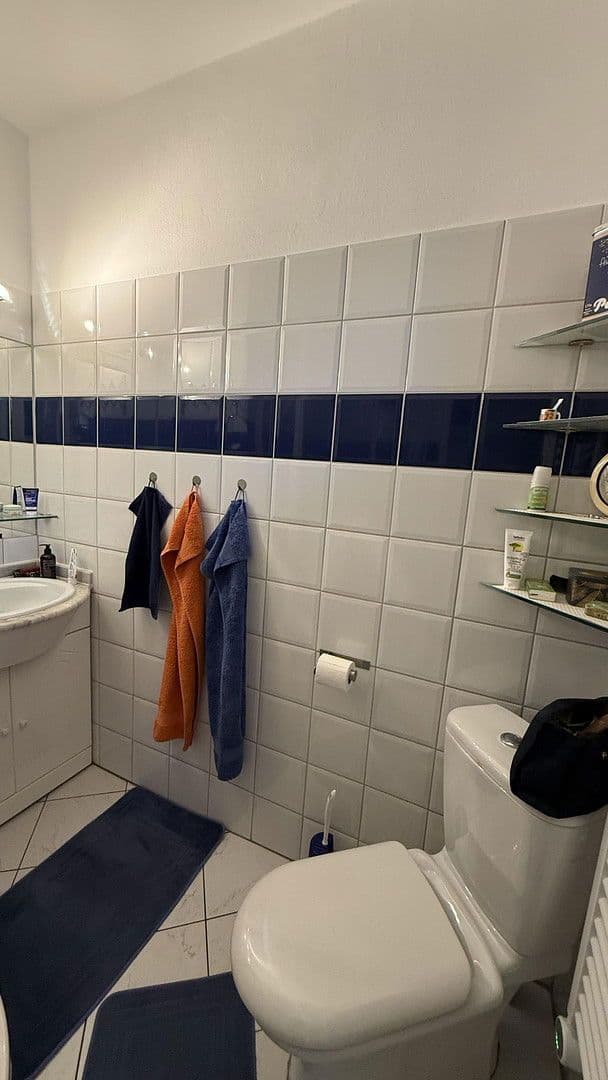 Predaj bytu 1-izbový 40 m², Arno-Holz-Strasse, Berlin, Berlín Predaj bytu 1-izbový 40 m², Arno-Holz-Strasse, Berlin, Berlín