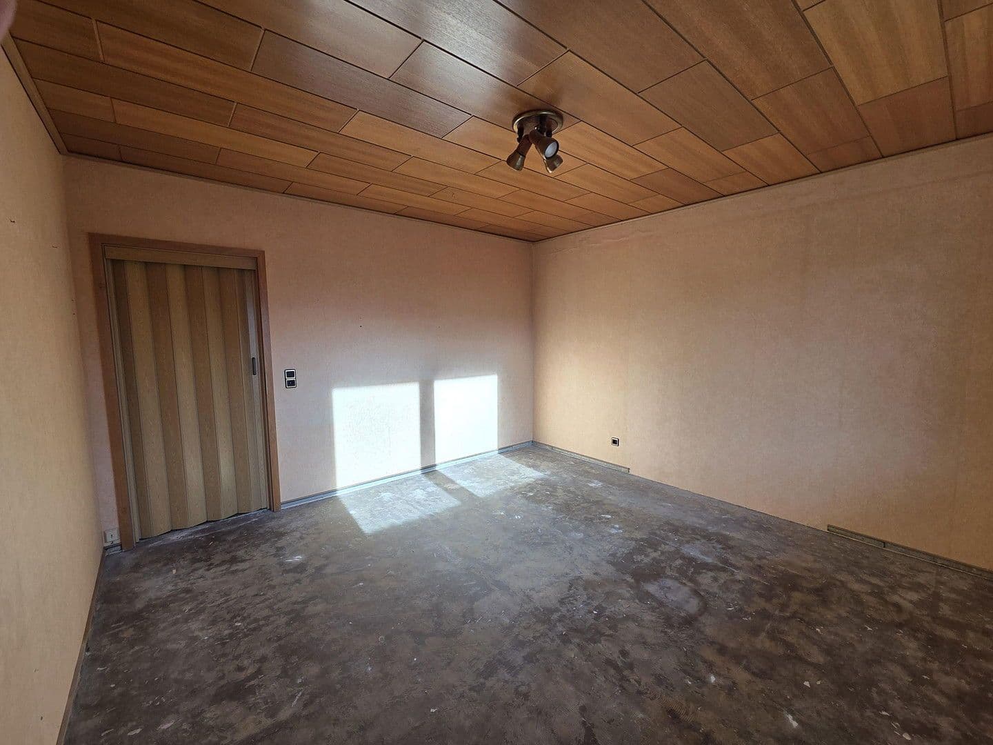 Predaj domu 115 m², pozemek 551 m², Bremerhaven, Brémy Predaj domu 115 m², pozemek 551 m², Bremerhaven, Brémy