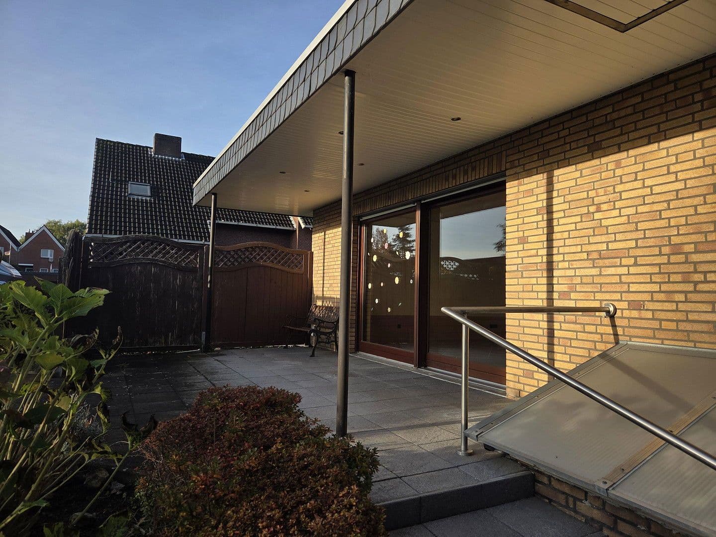 Predaj domu 115 m², pozemek 551 m², Bremerhaven, Brémy Predaj domu 115 m², pozemek 551 m², Bremerhaven, Brémy