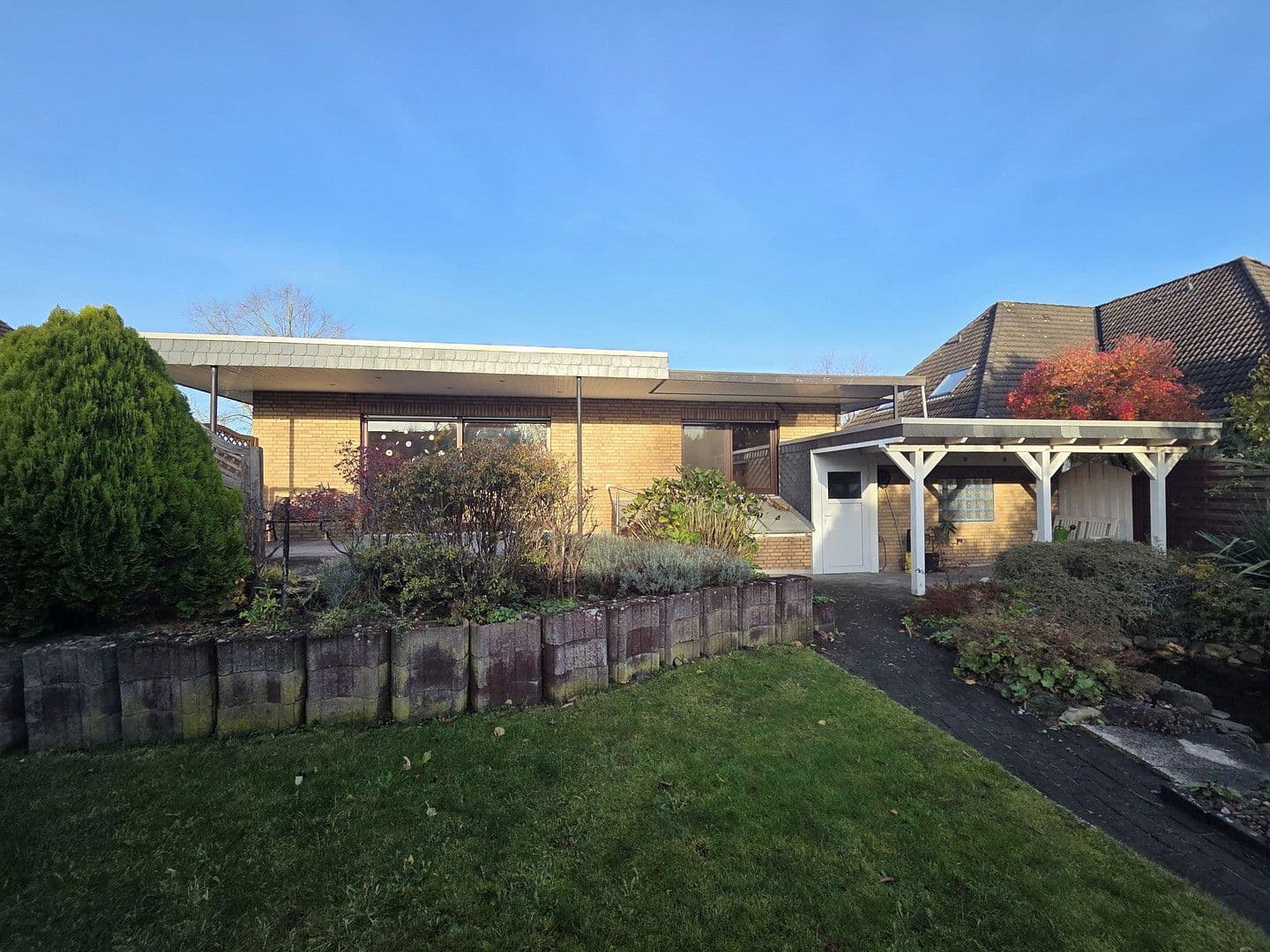 Predaj domu 115 m², pozemek 551 m², Bremerhaven, Brémy Predaj domu 115 m², pozemek 551 m², Bremerhaven, Brémy