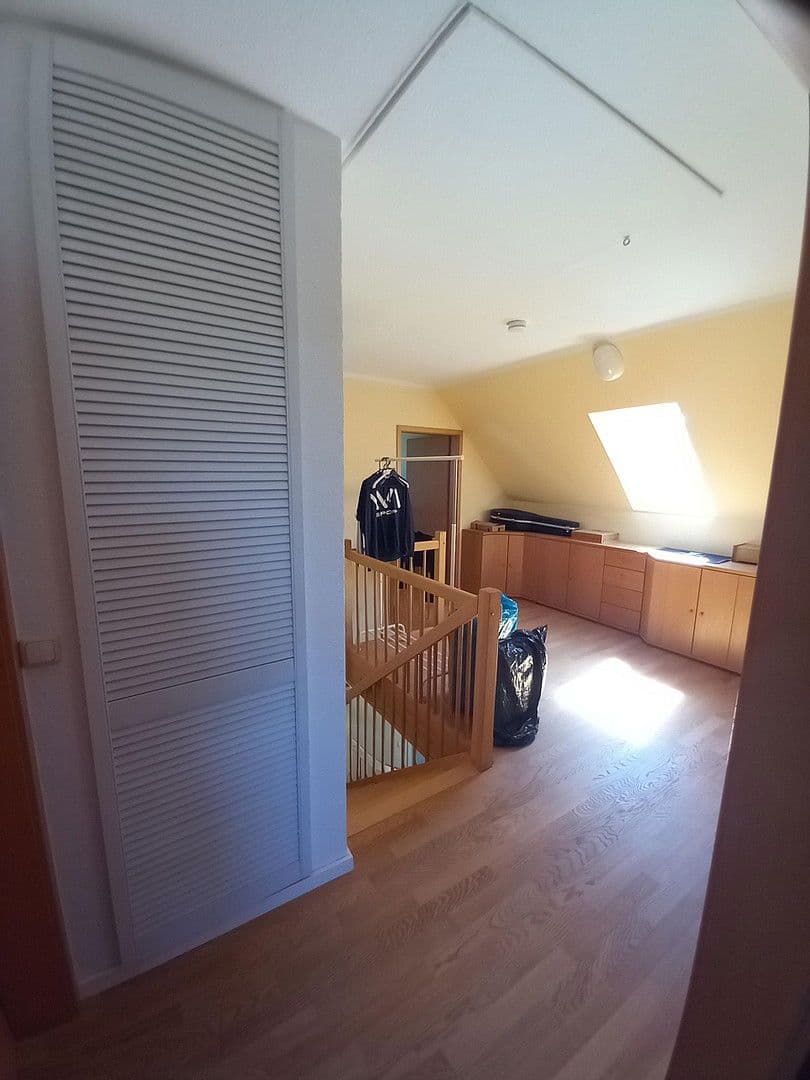 Predaj domu 136 m², pozemek 600 m², Nauen, Brandenbursko Predaj domu 136 m², pozemek 600 m², Nauen, Brandenbursko