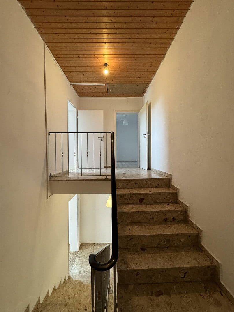 Predaj domu 485 m², pozemek 946 m², Steinhauerstr. 72, Springe, Dolné Sasko Predaj domu 485 m², pozemek 946 m², Steinhauerstr. 72, Springe, Dolné Sasko