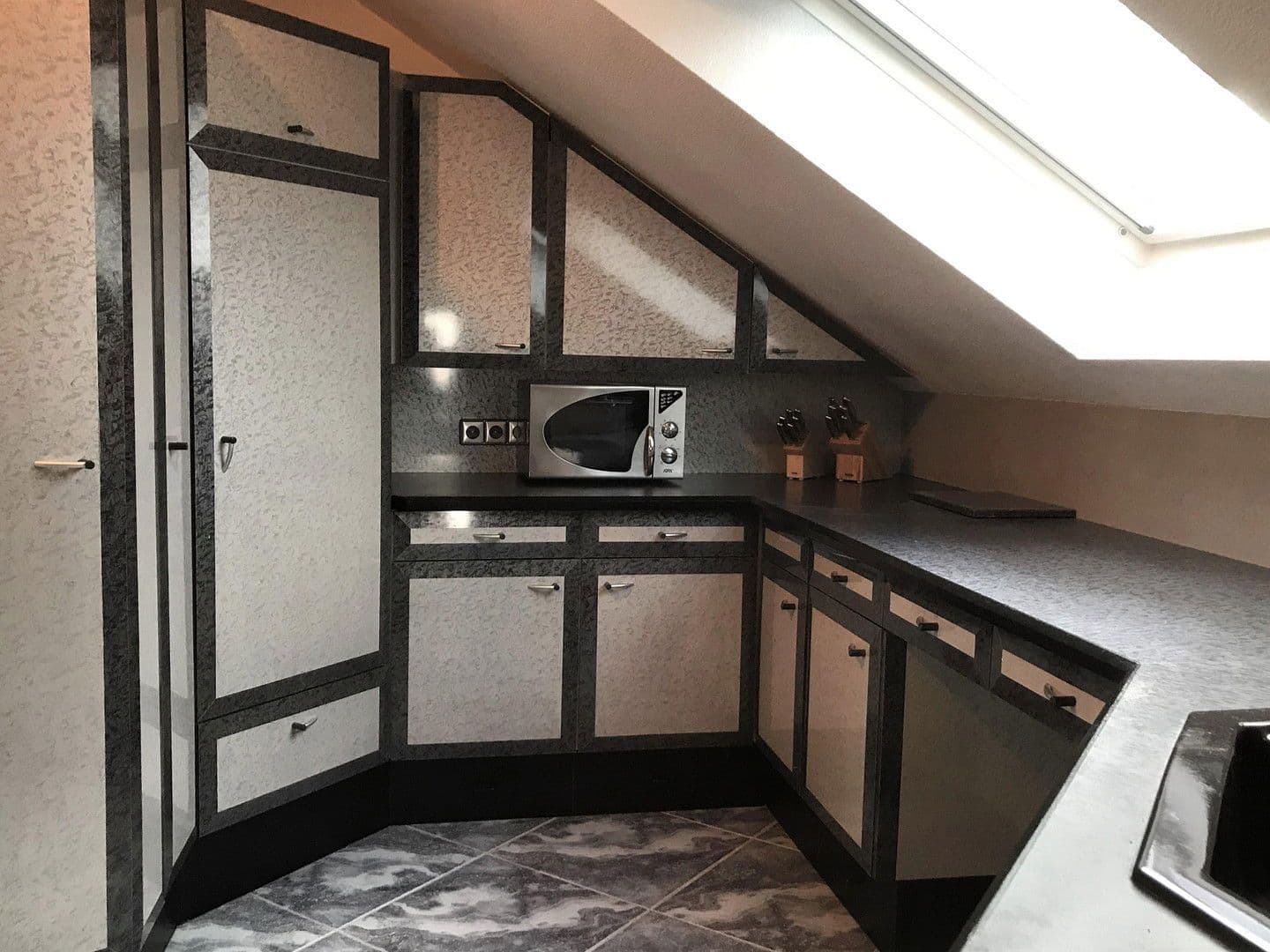 Prenájom bytu 2-izbový 55 m², Kusterdingen, Bádensko-Wurttembersko Prenájom bytu 2-izbový 55 m², Kusterdingen, Bádensko-Wurttembersko