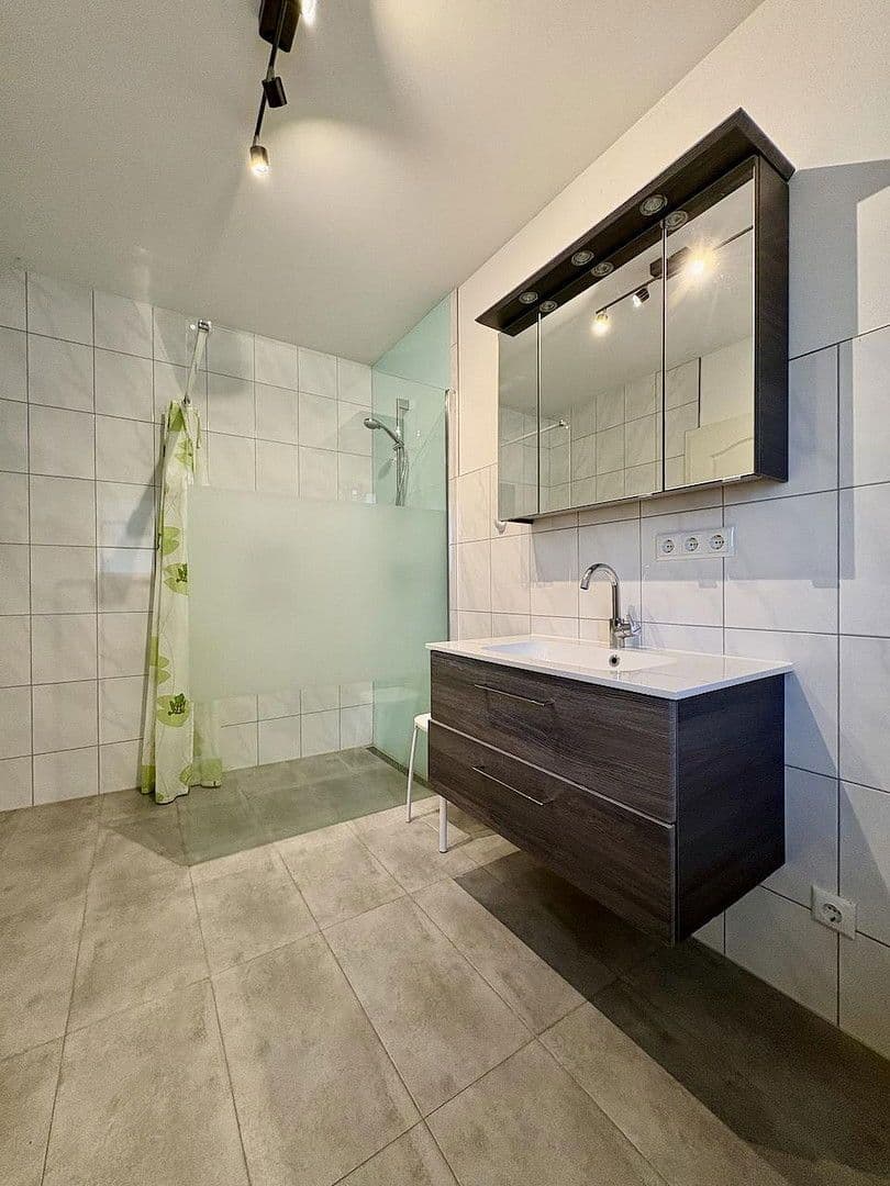 Predaj domu 203 m², pozemek 540 m², Markgröningen, Bádensko-Wurttembersko Predaj domu 203 m², pozemek 540 m², Markgröningen, Bádensko-Wurttembersko