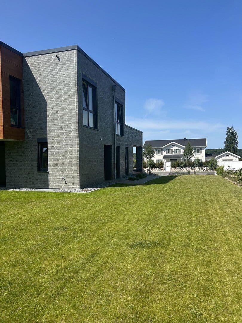 Predaj domu 149 m², pozemek 674 m², Schlehenweg 13a, Kappeln, Šlezvicko-Holštajnsko Predaj domu 149 m², pozemek 674 m², Schlehenweg 13a, Kappeln, Šlezvicko-Holštajnsko