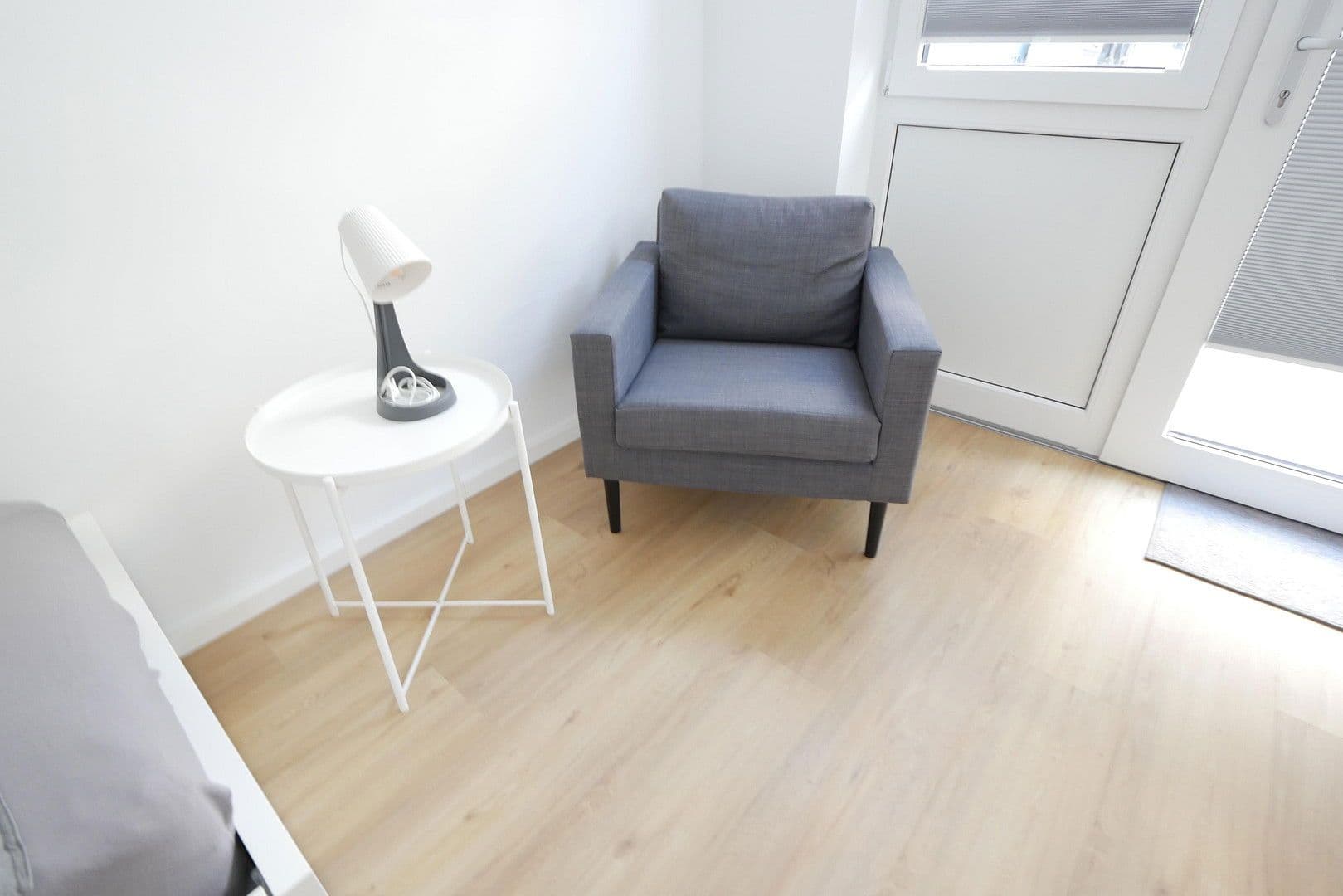 Prenájom bytu 20 m², Stuttgart, Bádensko-Wurttembersko Prenájom bytu 20 m², Stuttgart, Bádensko-Wurttembersko