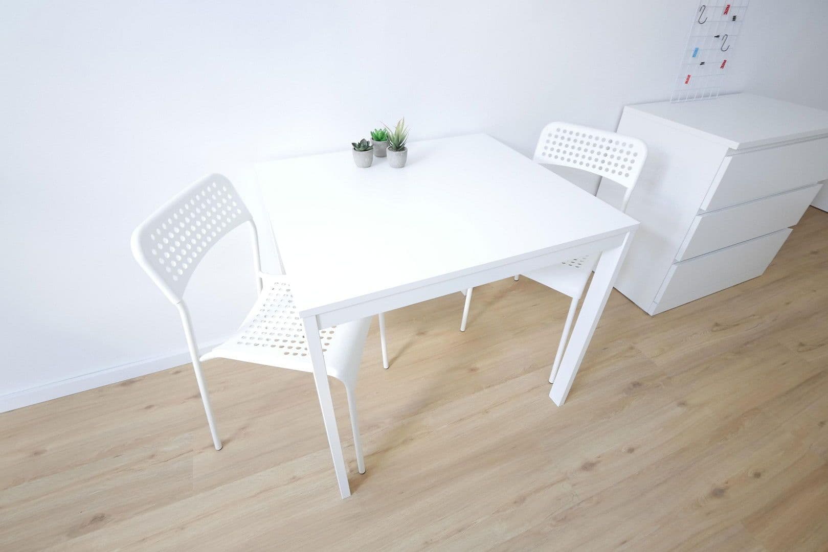 Prenájom bytu 20 m², Stuttgart, Bádensko-Wurttembersko Prenájom bytu 20 m², Stuttgart, Bádensko-Wurttembersko