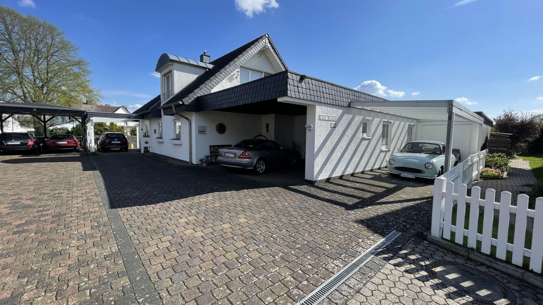 Prenájom bytu 3-izbový 78 m², Löwenburgstr.13, Hennef (Sieg), Severné Porýnie - Westfálsko Prenájom bytu 3-izbový 78 m², Löwenburgstr.13, Hennef (Sieg), Severné Porýnie - Westfálsko