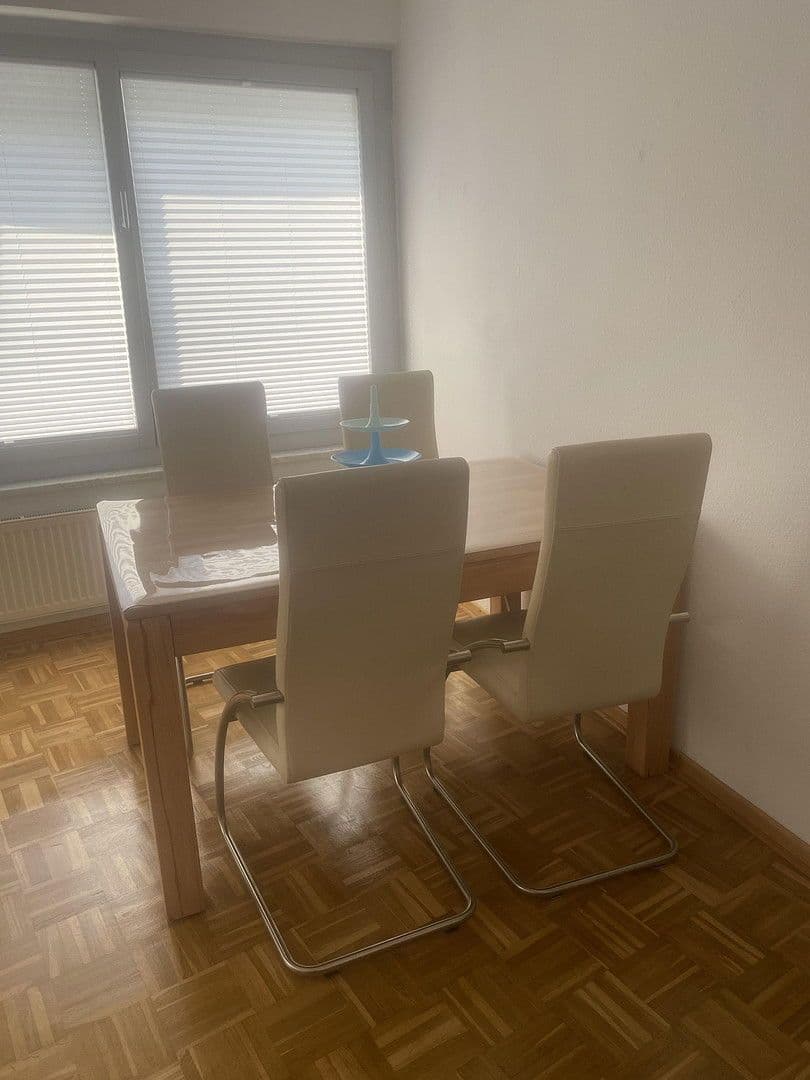 Prenájom bytu 2-izbový 54 m², Pfarrer-Perabo-Platz 6, Frankfurt, Hesensko Prenájom bytu 2-izbový 54 m², Pfarrer-Perabo-Platz 6, Frankfurt, Hesensko