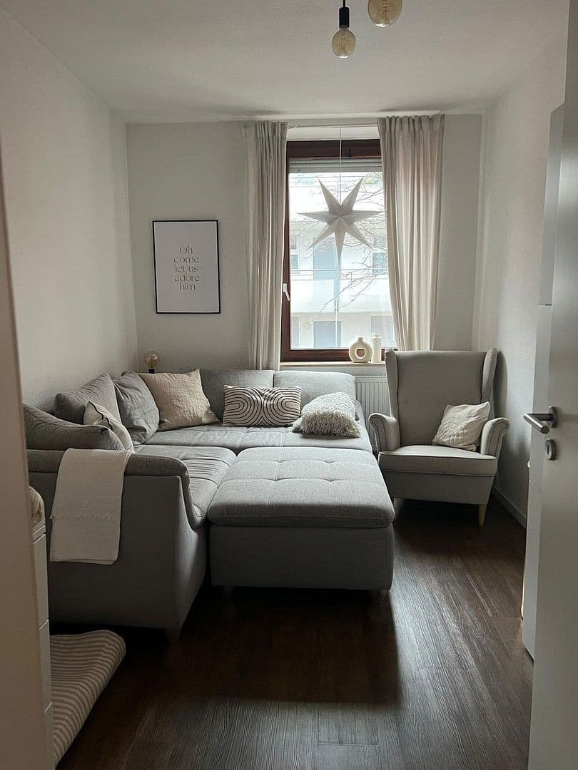 Prenájom bytu 2-izbový 65 m², Ludwig-Pfau Str. 42, Heilbronn, Bádensko-Wurttembersko Prenájom bytu 2-izbový 65 m², Ludwig-Pfau Str. 42, Heilbronn, Bádensko-Wurttembersko