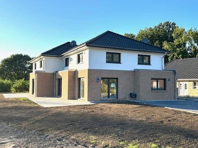 Predaj domu 133 m², pozemek 460 m², Wischhof 9 a, Düdenbüttel, Dolné Sasko Predaj domu 133 m², pozemek 460 m², Wischhof 9 a, Düdenbüttel, Dolné Sasko