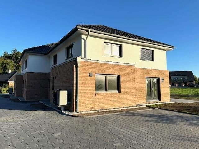 Predaj domu 133 m², pozemek 460 m², Wischhof 9 a, Düdenbüttel, Dolné Sasko Predaj domu 133 m², pozemek 460 m², Wischhof 9 a, Düdenbüttel, Dolné Sasko