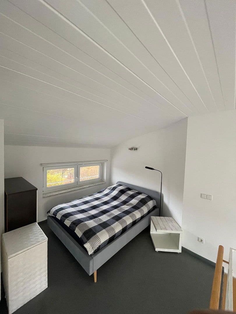 Prenájom bytu 1-izbový 41 m², München, Bavorsko Prenájom bytu 1-izbový 41 m², München, Bavorsko