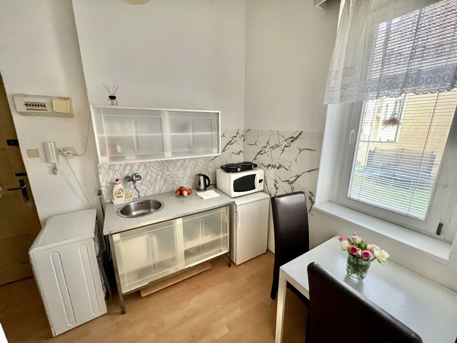 Prenájom bytu 37 m², U Parního mlýna, Praha, Praha Prenájom bytu 37 m², U Parního mlýna, Praha, Praha