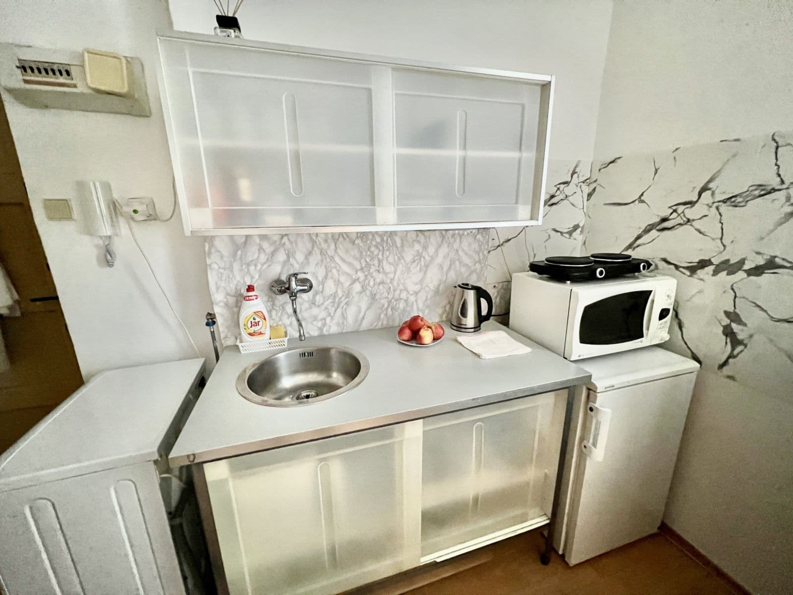 Prenájom bytu 37 m², U Parního mlýna, Praha, Praha Prenájom bytu 37 m², U Parního mlýna, Praha, Praha